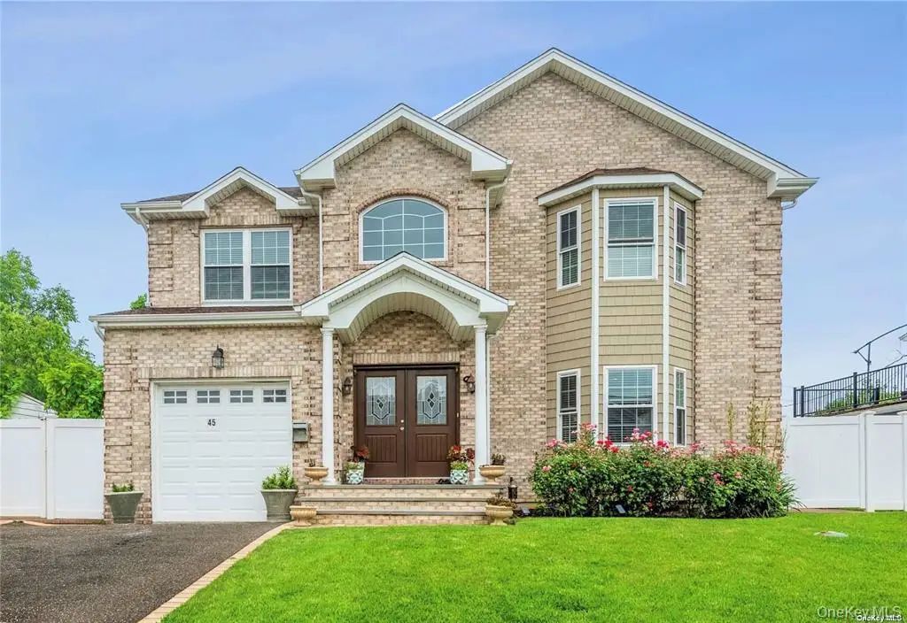 45 Meeting Lane, Hicksville, NY 11801 - Image #1