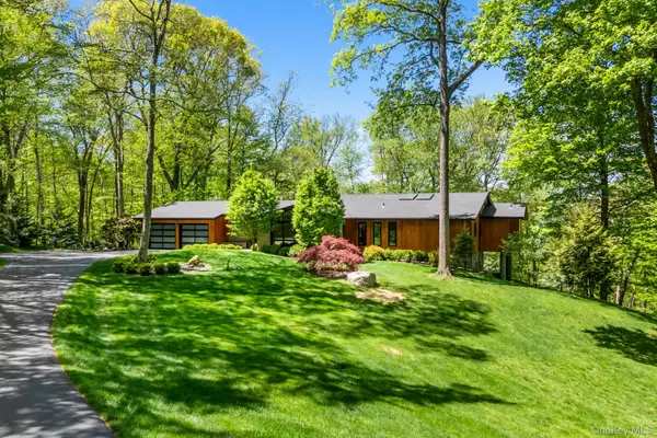 2 The Logging Road, Waccabuc, NY 10597