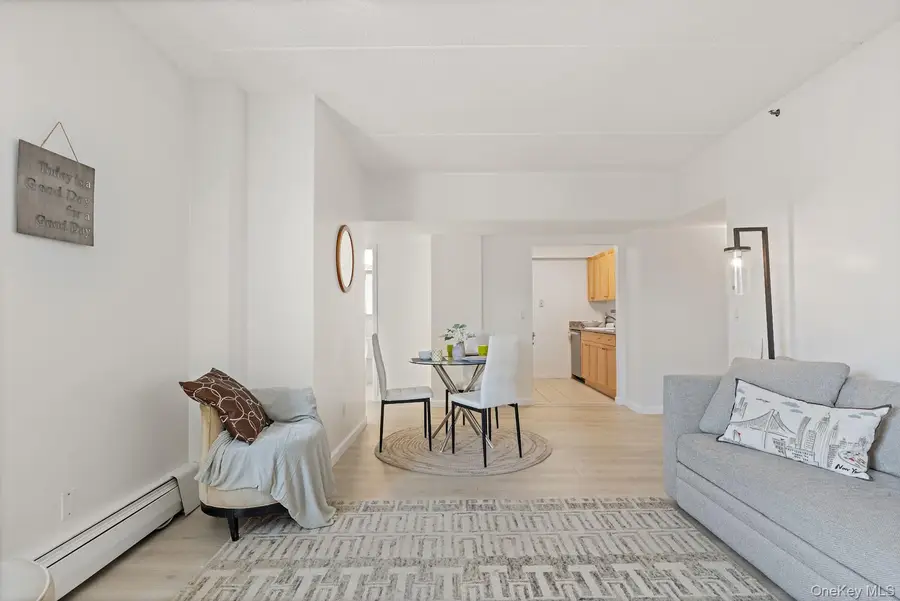 300 W West 145 Street #6M, New York, NY 10030 - Image #2