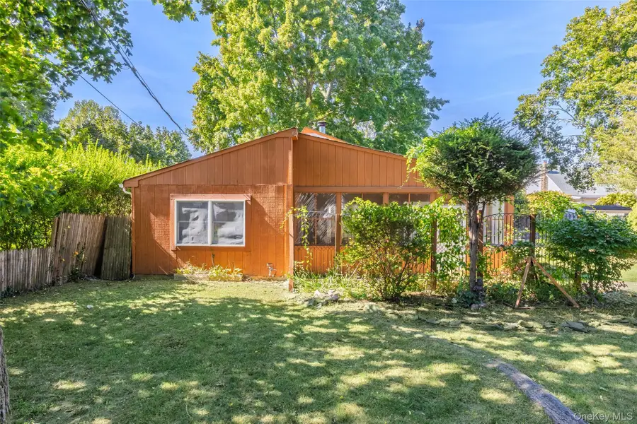 26 Queen Road, Rocky Point, NY 11778 - Image #3