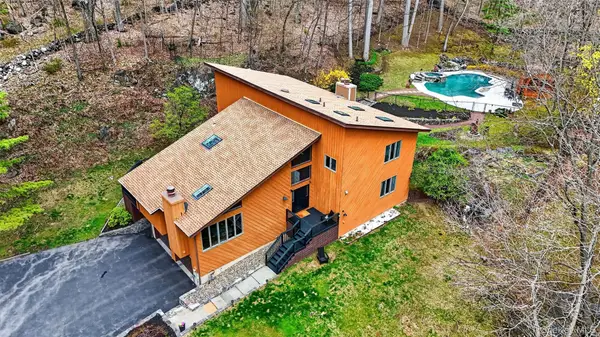 57 Chester Court, Cortlandt Manor, NY 10567