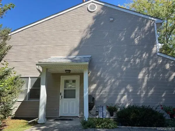 35 Deer Crossing Drive, Fishkill, NY 12524