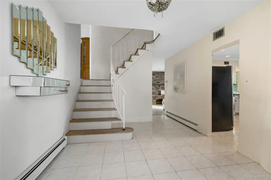 3924 Jane Lane, Oceanside, NY 11572 - Image #2