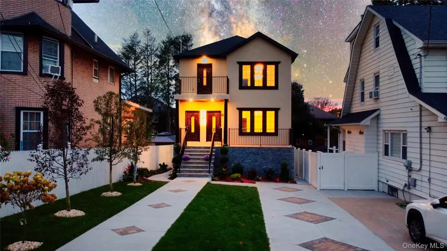 372 Sharon Avenue, Staten Island, NY 10301 - Image #2