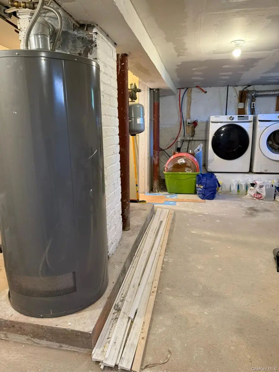 33 Linden Avenue, Hempstead, NY 11550 - Image #3