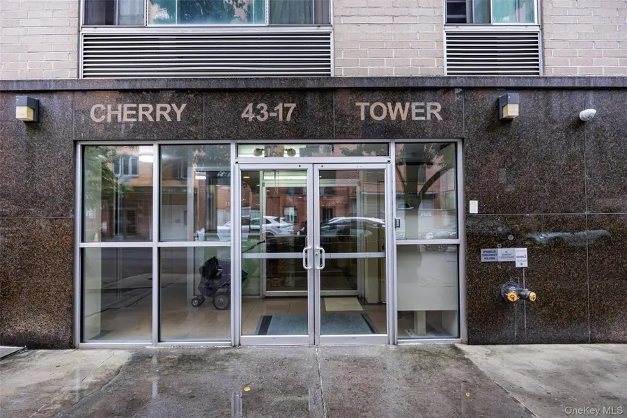 4317 Union Street #4E, Flushing, NY 11355 - Image #3