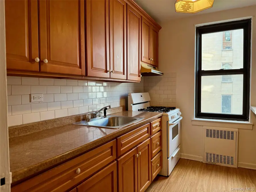 112-24 Northern Boulevard #3G, Corona, NY 11368 - Image #3