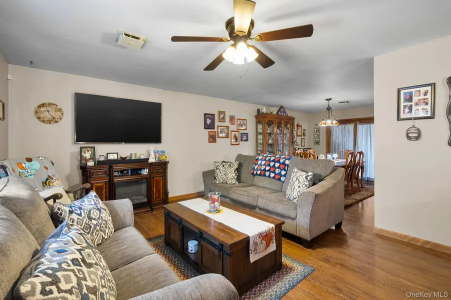 9 Pleasant Valley Lane, Plattekill, NY 12589 - Image #3