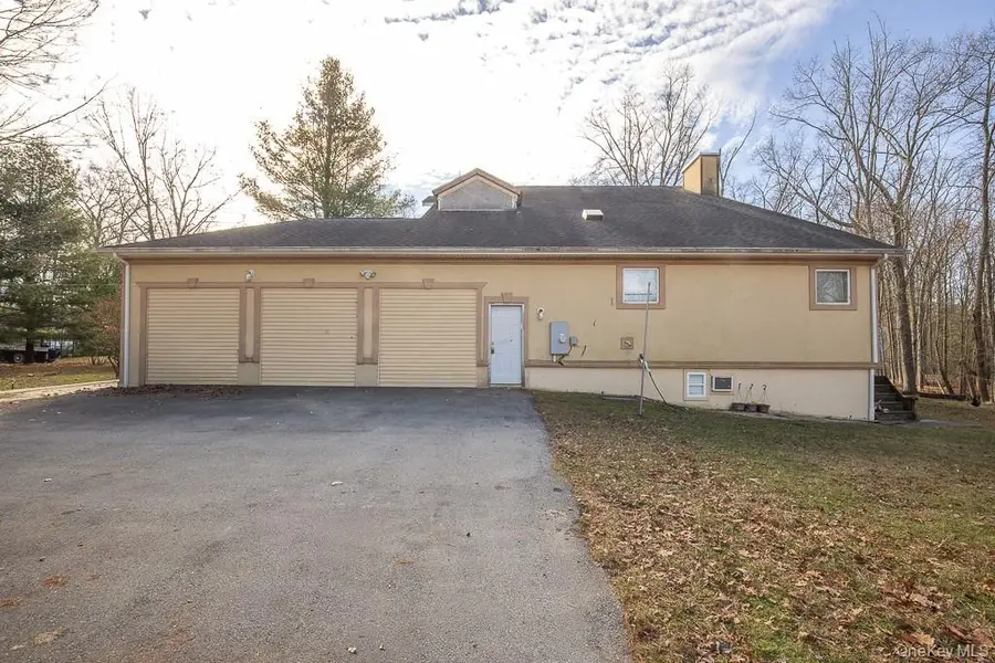 85 York Road S, Bloomingburg, NY 12721 - Image #3