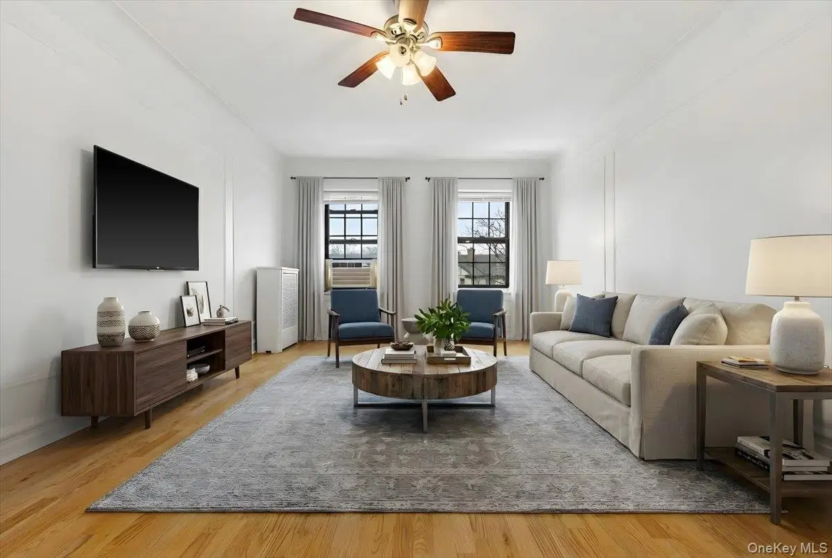 105 Garth Road #4H, Scarsdale, NY 10583 - Image #1