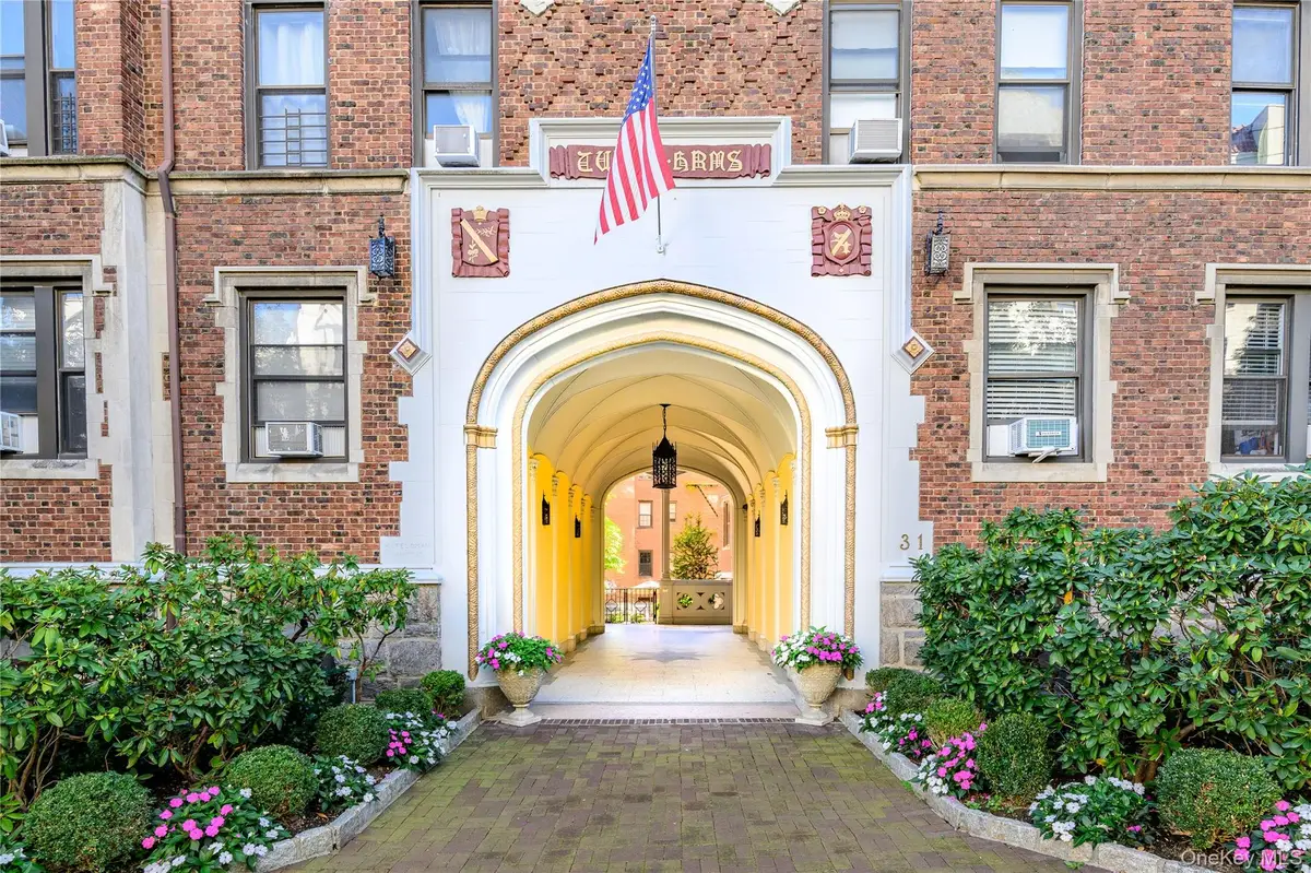 31 Pondfield Road W #63, Bronxville, NY 10708 - Image #1