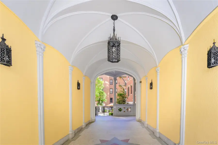 31 Pondfield Road W #63, Bronxville, NY 10708 - Image #2