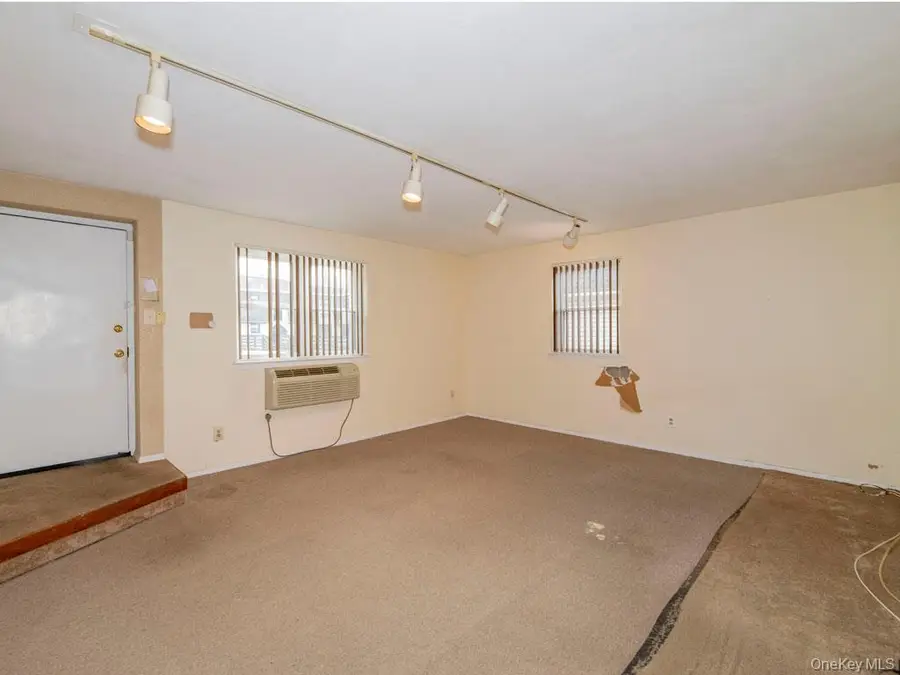 1337 Broadway #L10, Hewlett, NY 11557 - Image #3