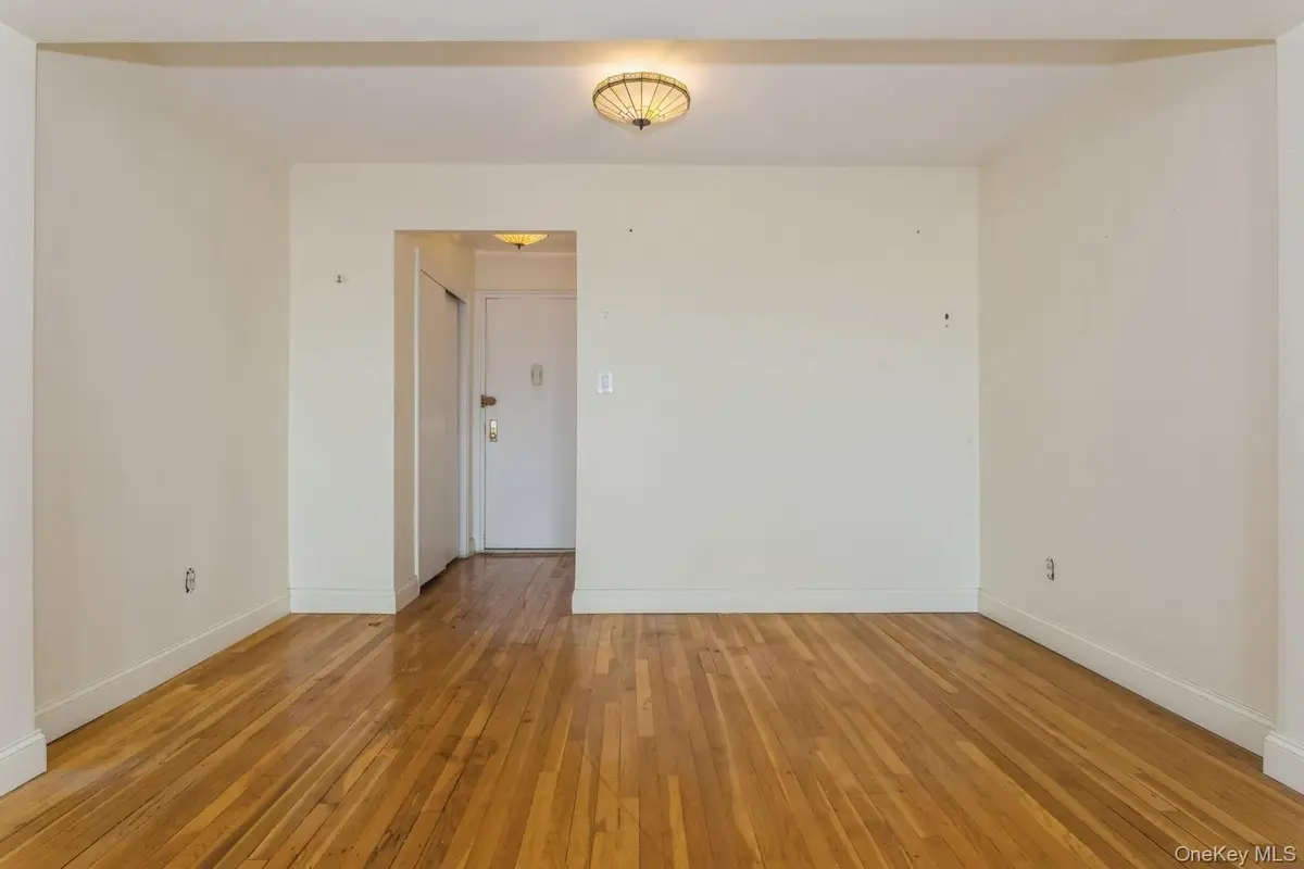 210 E Broadway #6B, Long Beach, NY 11561 - Image #1
