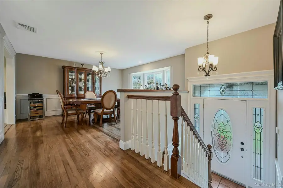 30 W Shore Road, Oakdale, NY 11769 - Image #3