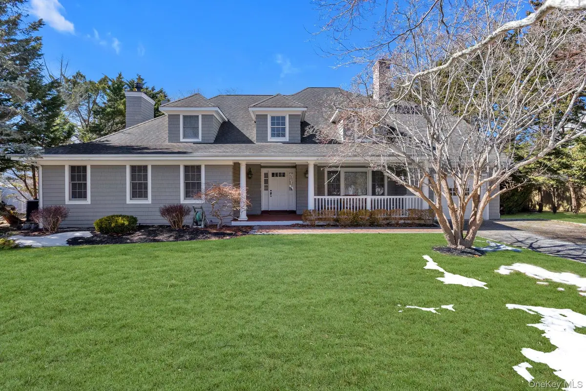 18 Landing Lane, East Quogue, NY 11942 - #1