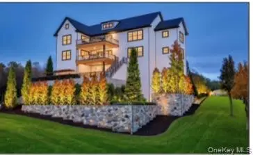 91 Fernwood Lane, Flower Hill, NY 11576 - Image #3