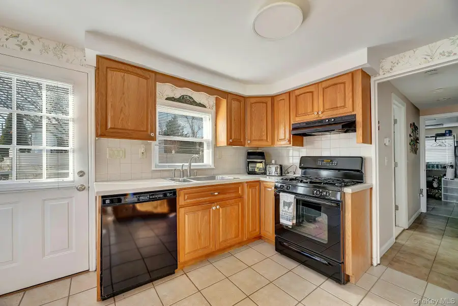 167 Grove Street, Port Jefferson Station, NY 11776 - Image #3