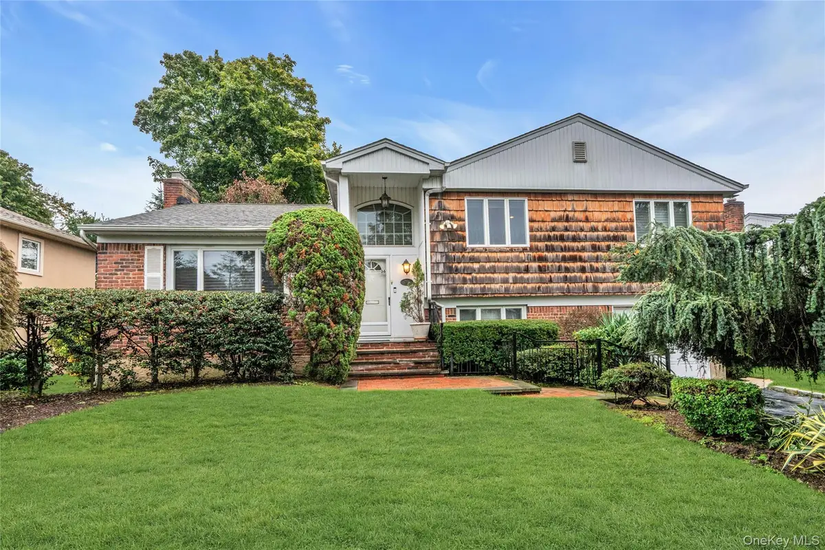 36 Burton Avenue, Plainview, NY 11803 - Image #1