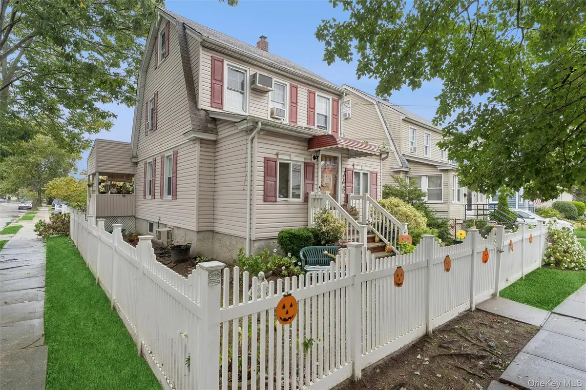 128 Fairfield Street, Valley Stream, NY 11581 - #1