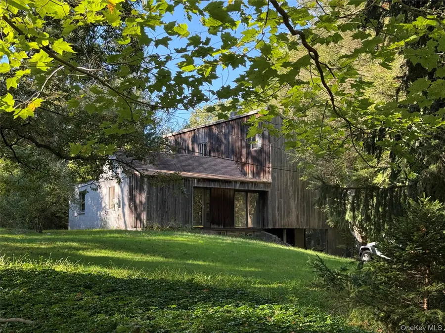 98 Eastwoods Road, Pound Ridge, NY 10576 - Image #2