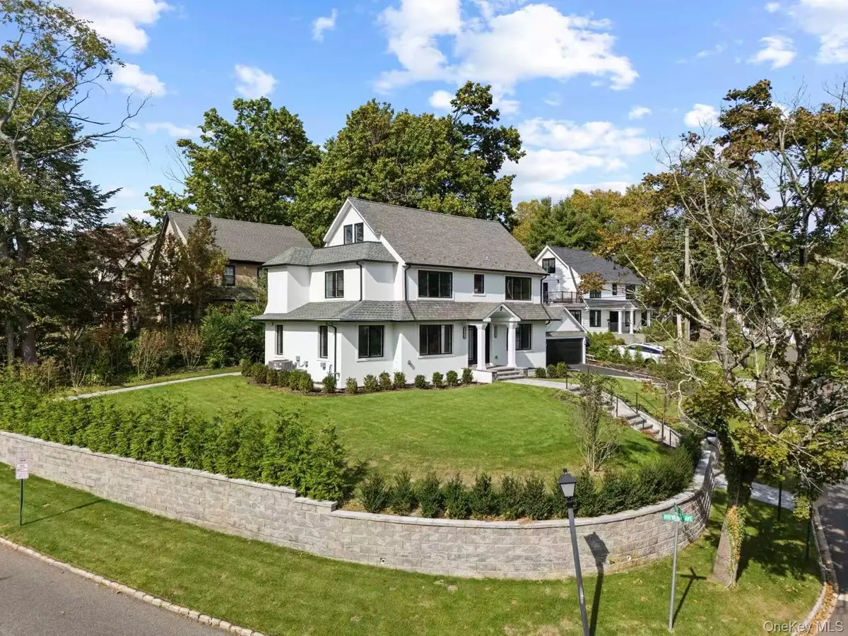 2 Henry Street, Great Neck, NY 11023 - Image #1
