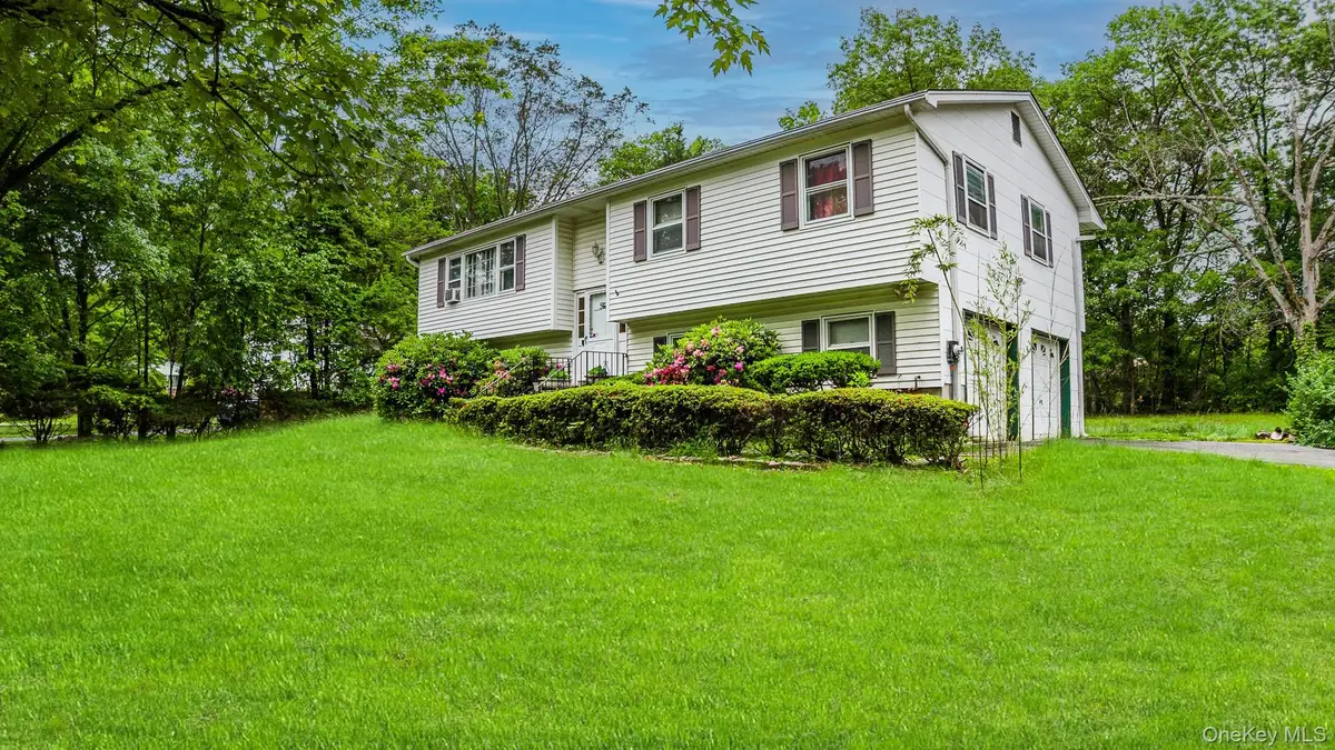 5 Catalpa Court, Bardonia, NY 10954 - Image #1