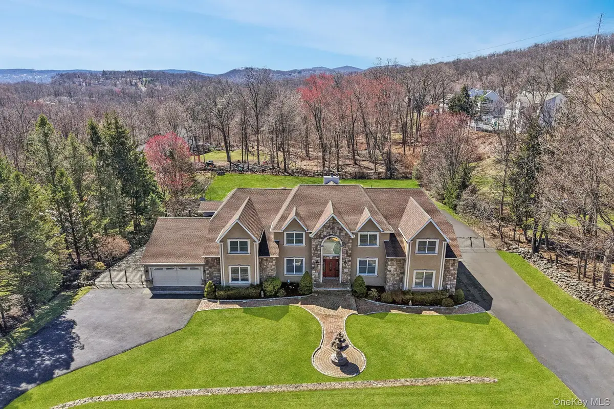 8 Foxwood Drive, Tomkins Cove, NY 10986 - #1