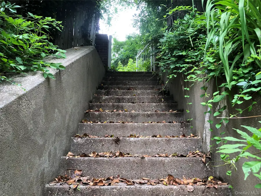 1673 Northern Boulevard, Roslyn, NY 11576 - Image #2