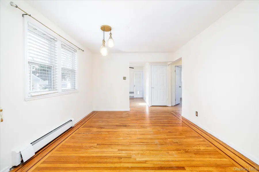 53 Ocean Avenue, Malverne, NY 11565 - Image #3