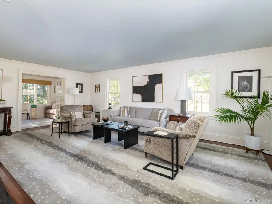 50 Eakins Road, Manhasset, NY 11030 - Image #3