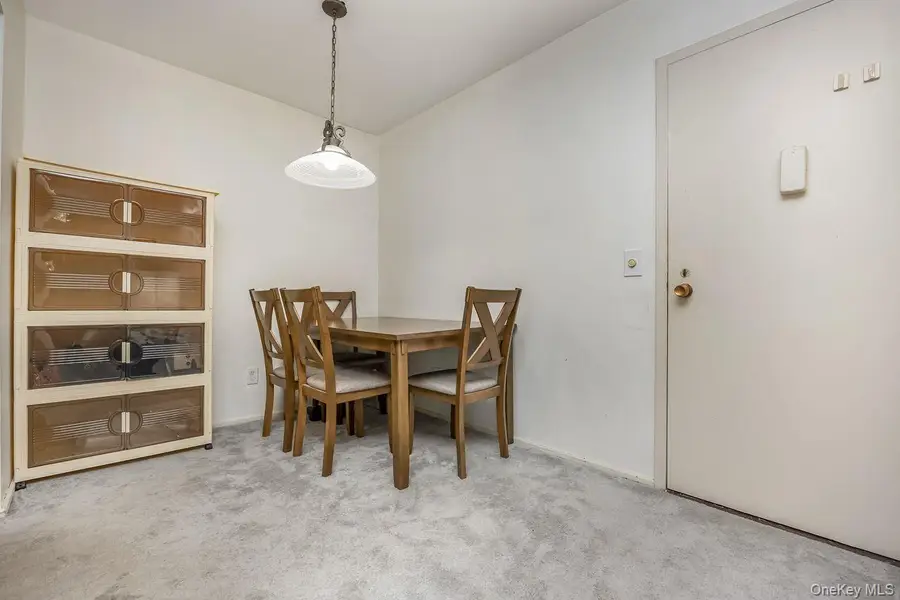 56 Richmond Boulevard #2B, Ronkonkoma, NY 11779 - Image #2