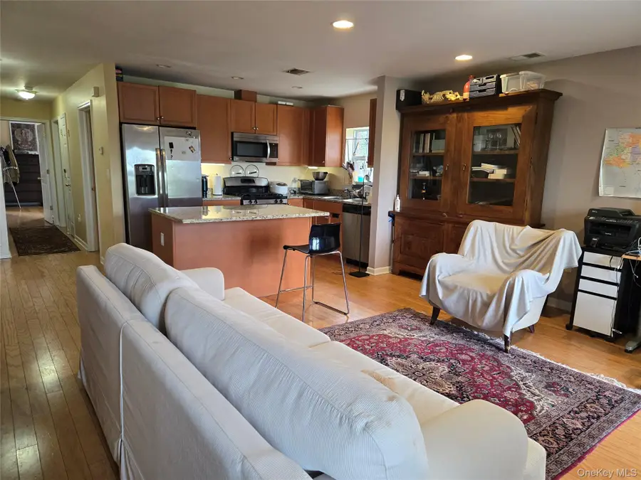 122-16 Powells Cove Boulevard #123, College Point, NY 11356 - Image #3