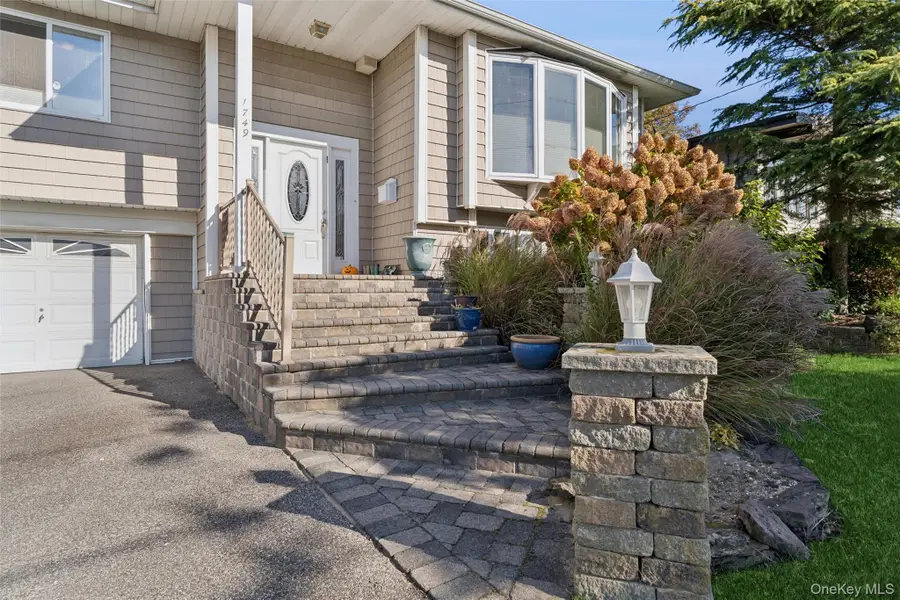 1749 Ann Road, Merrick, NY 11566 - Image #2