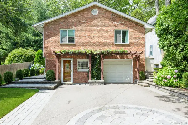 77 Abbott Drive, Halesite, NY 11743