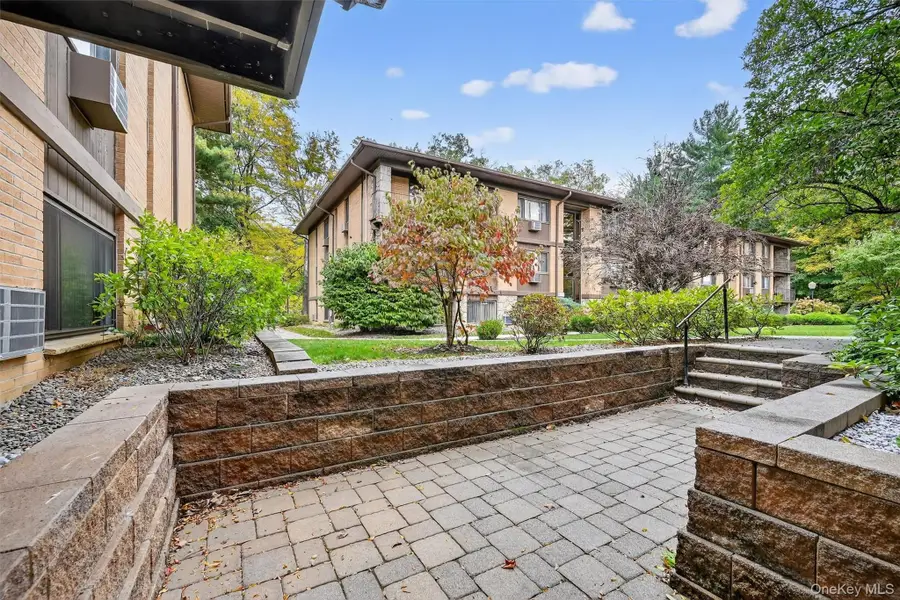 10 Oakwood Terrace #38, New Windsor, NY 12553 - Image #3