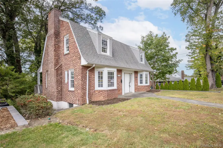 63 Berkshire Road, Yonkers, NY 10710 - Image #2