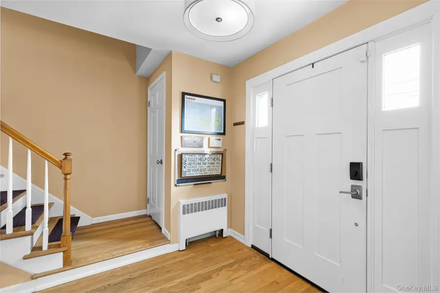 33 Johnson Road, Scarsdale, NY 10583 - Image #3