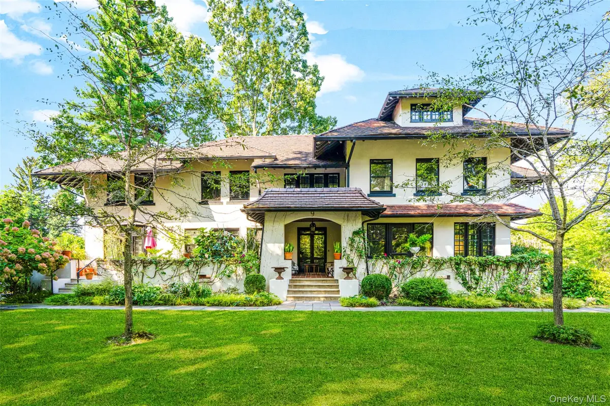 9 Forest Place, New Rochelle, NY 10804 - #1