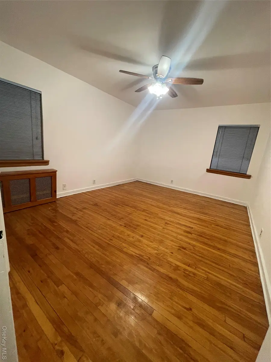 196-61 69 Avenue #1st FL, Fresh Meadows, NY 11365 - Image #3