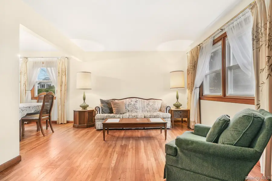 6 Lombardi Road, Pearl River, NY 10965 - Image #3