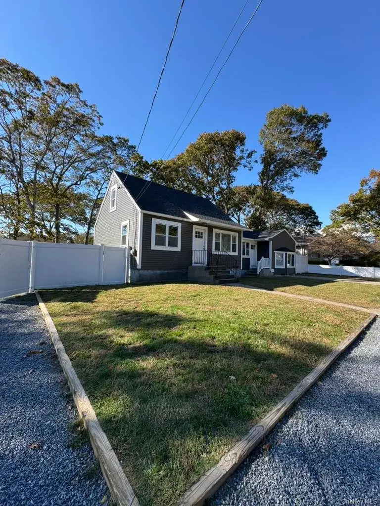 8 Paul Drive, Mastic, NY 11950 - Image #3