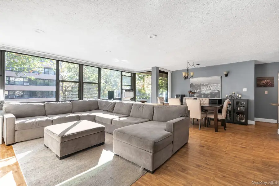 162-11 9th Ave #3D, Beechhurst, NY 11357 - Image #2