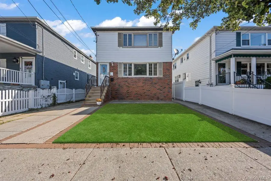 454 Beach 122nd Street, Belle Harbor, NY 11694 - Image #2