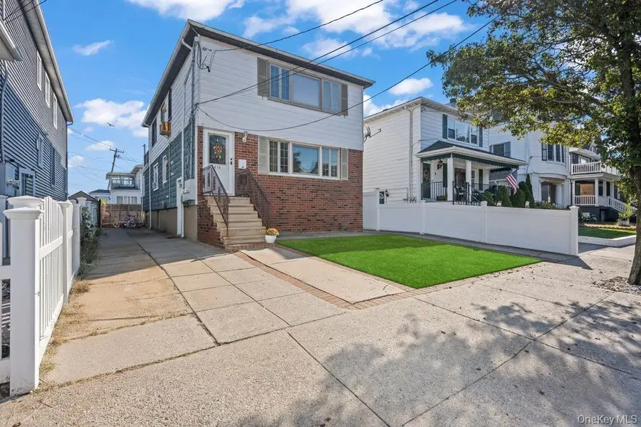 454 Beach 122nd Street, Belle Harbor, NY 11694 - Image #3