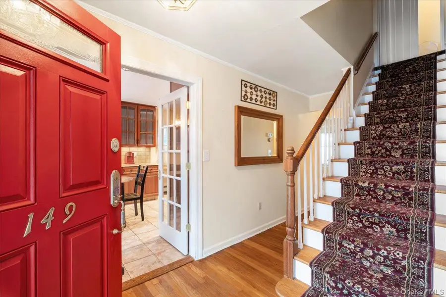 149 Hilburn Road, Scarsdale, NY 10583 - Image #2