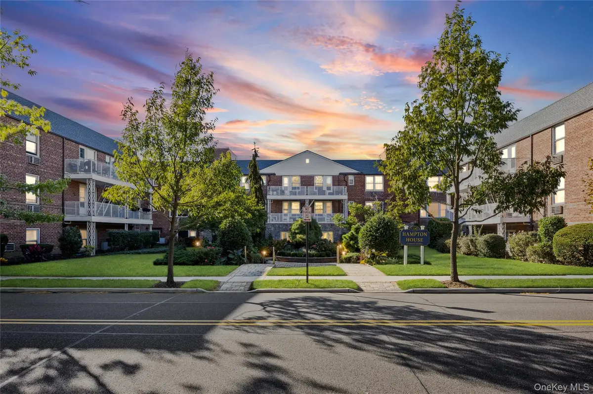 120 Morris Avenue #B5, Rockville Centre, NY 11570 - Image #1