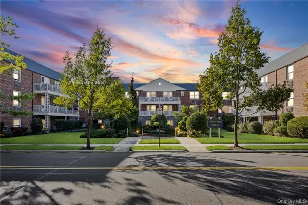 120 Morris Avenue #B5, Rockville Centre, NY 11570