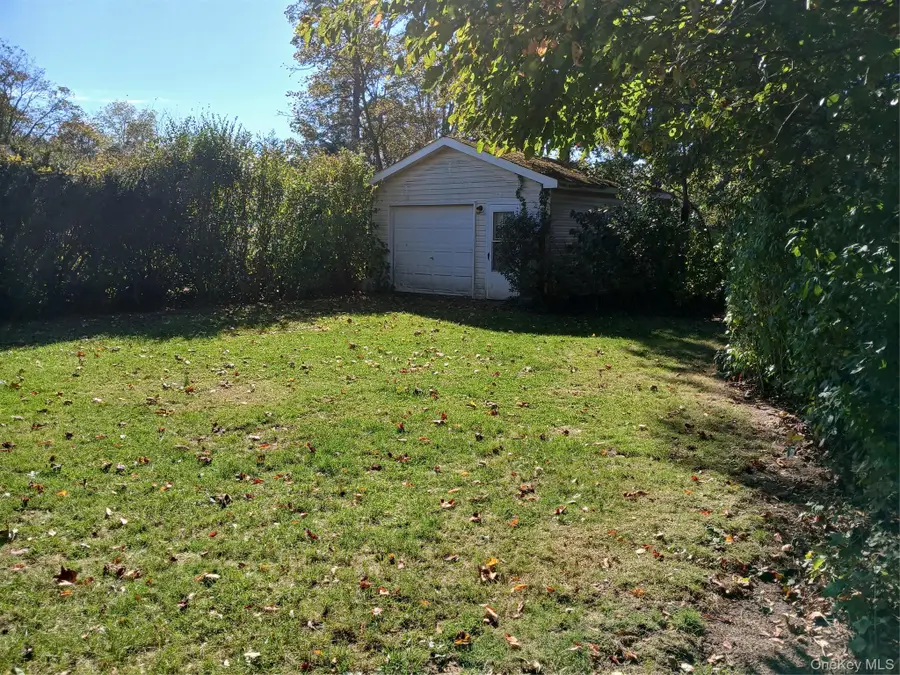 8 Woodburn Street, Patchogue, NY 11772 - #2