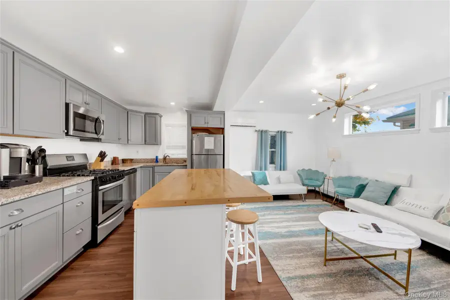 8 Forest Lane, Greenwood Lake, NY 10925 - Image #2